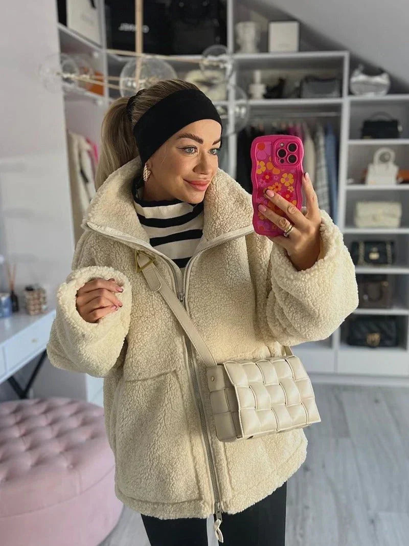 KAJA – Cozy Teddy Coat for Women