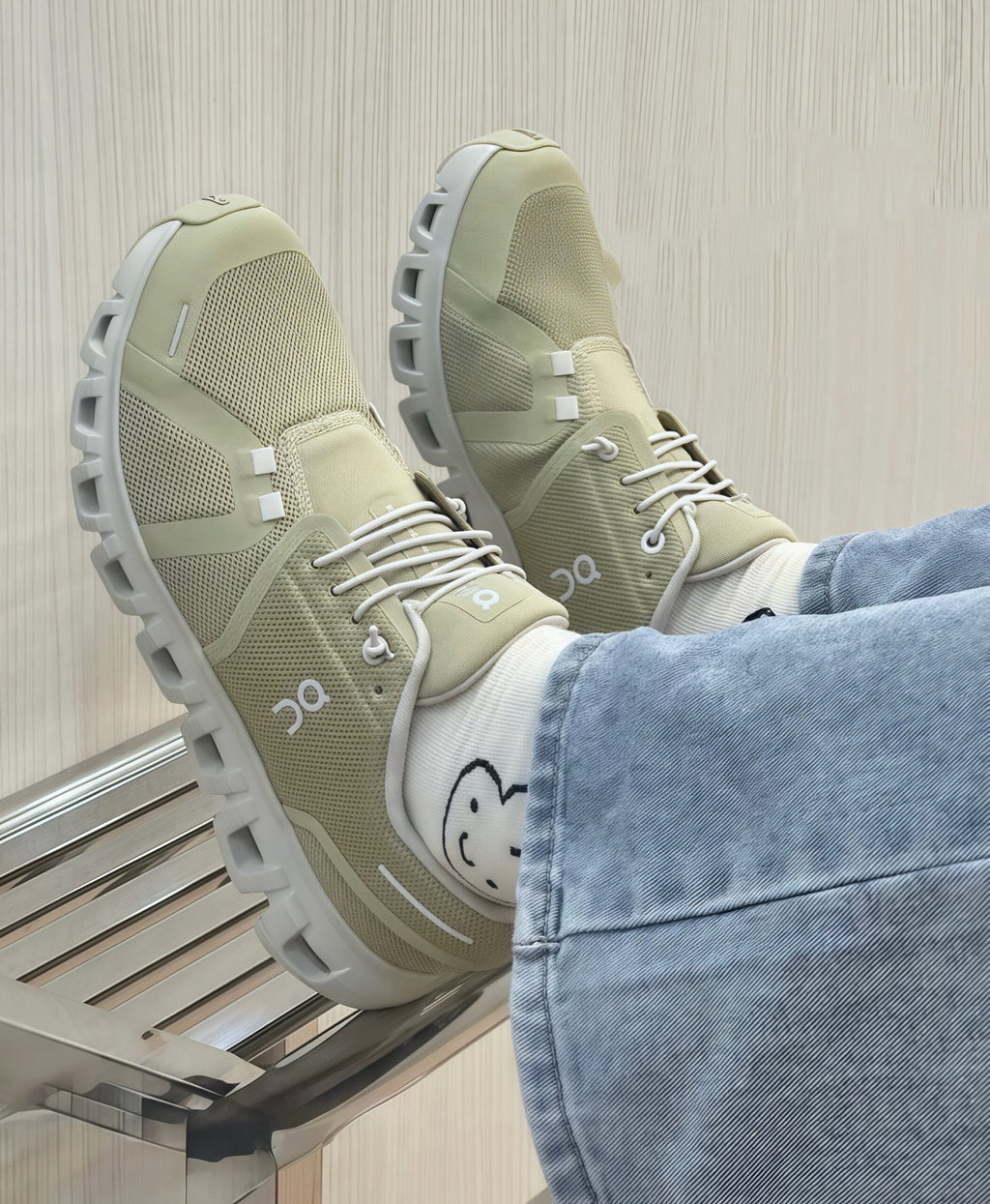 On Running Cloud 6 Caper Ice